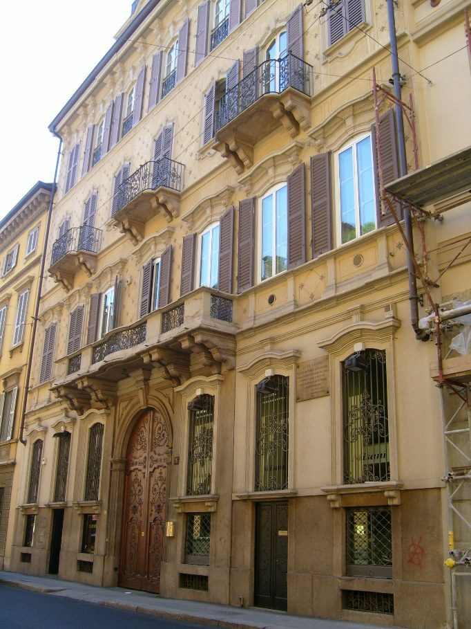 Luigi Sacco's home 1, Milan, Italy.JPG